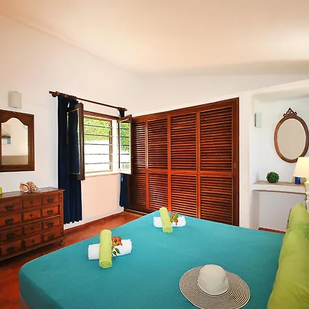 Villa In Santa Eulalia Near Praia Da Oura Albufeira