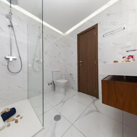 Villa In Santa Eulalia Near Praia Da Oura ヴィラ *