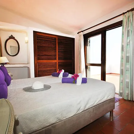ヴィラ Villa In Santa Eulalia Near Praia Da Oura *