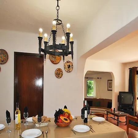 ヴィラ Villa In Santa Eulalia Near Praia Da Oura *
